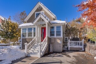 Plus de détails pour 10270 Donner Pass Rd, Truckee, CA - Bureau à vendre