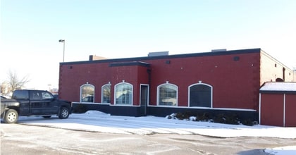 1828 Plover Rd, Plover, WI for lease Building Photo- Image 1 of 4