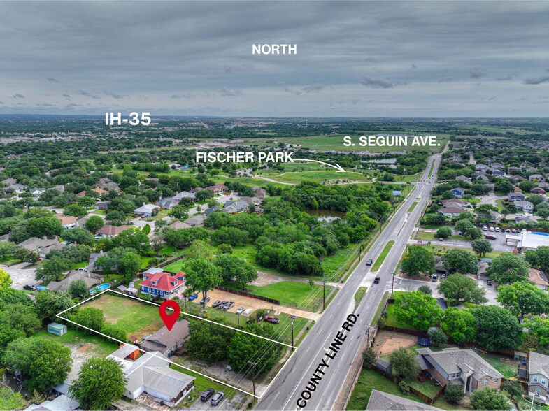 812 W County Line Rd, New Braunfels, TX à vendre - Photo du bâtiment - Image 1 de 22