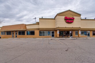 5500-5578 Cooley Lake Rd, Waterford, MI for lease Building Photo- Image 1 of 23