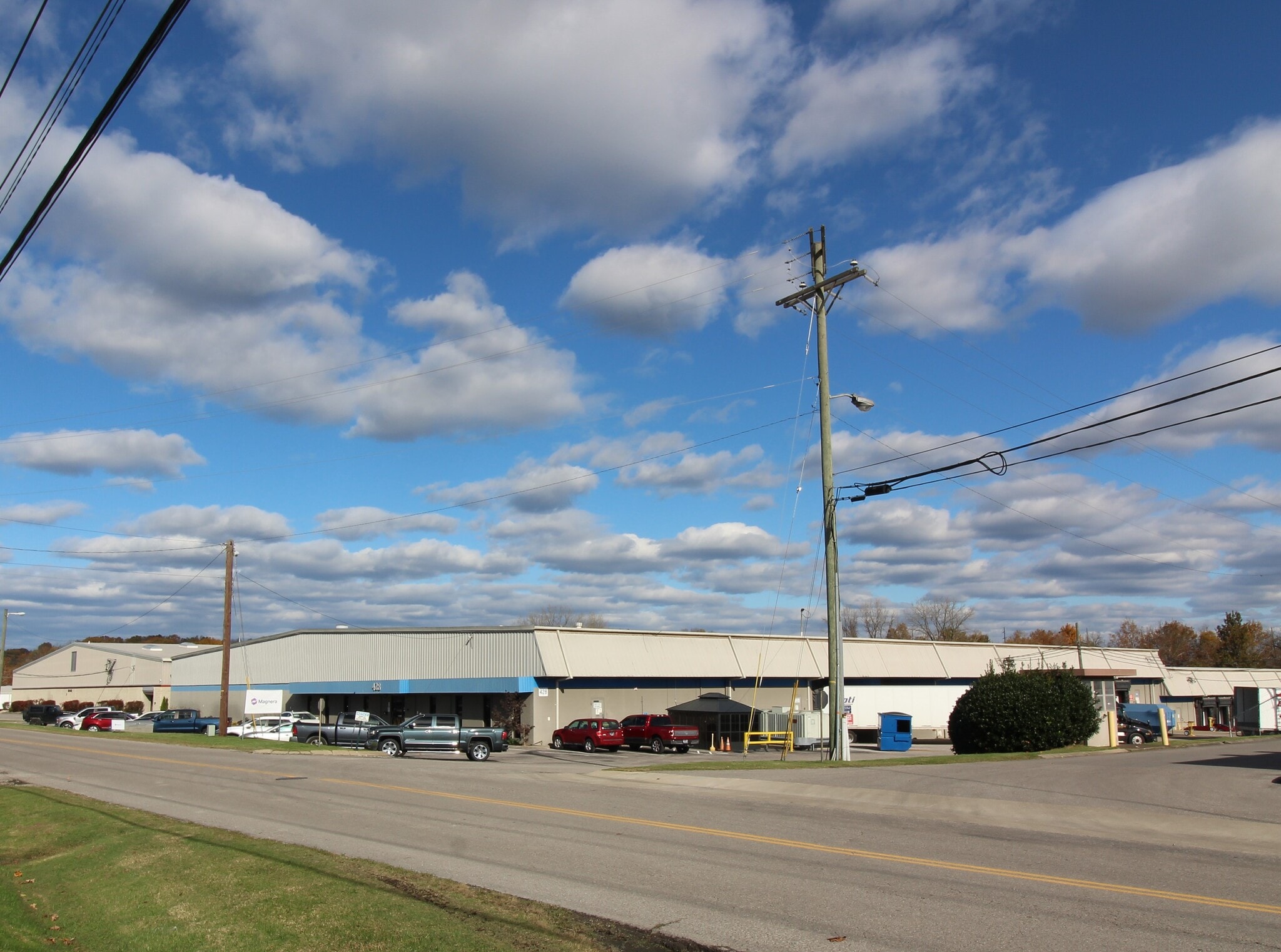 428 Harding Industrial Dr, Nashville, TN for lease Building Photo- Image 1 of 4