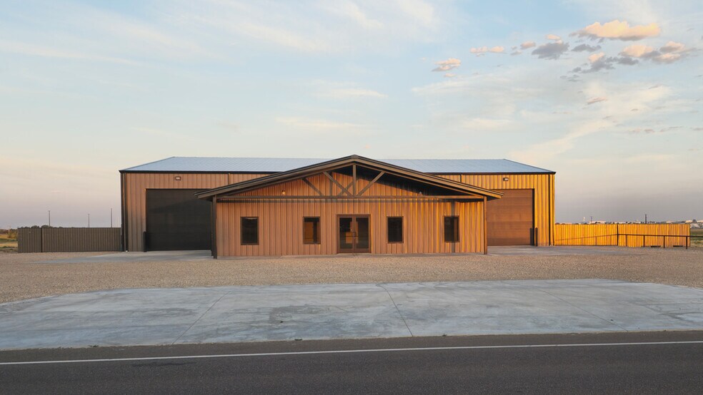 1851 335 South loop, Amarillo, TX à vendre - Photo du bâtiment - Image 3 de 8
