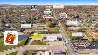 Plus de détails pour 818 8th St, Baraboo, WI - Commerce de détail à vendre