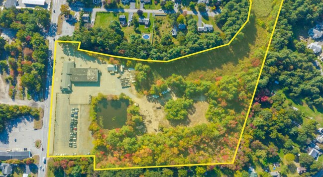 199 Massachusetts Ave, Lunenburg, MA à vendre - Photo du bâtiment - Image 2 de 11