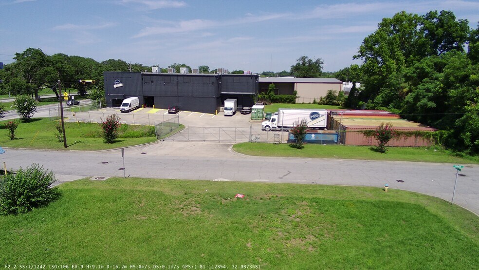 1200 W Bay St, Savannah, GA à louer - Photo du bâtiment - Image 3 de 7