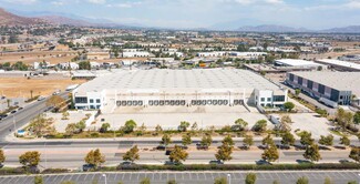 Plus de détails pour 6150 Sycamore Canyon Blvd, Riverside, CA - Industriel à louer