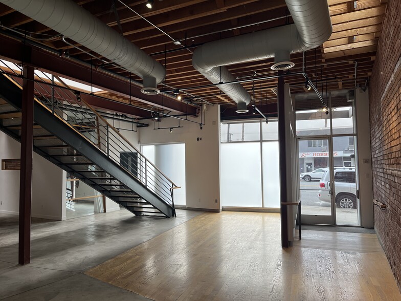 2917 Santa Monica Blvd, Santa Monica, CA for lease - Interior Photo - Image 2 of 27