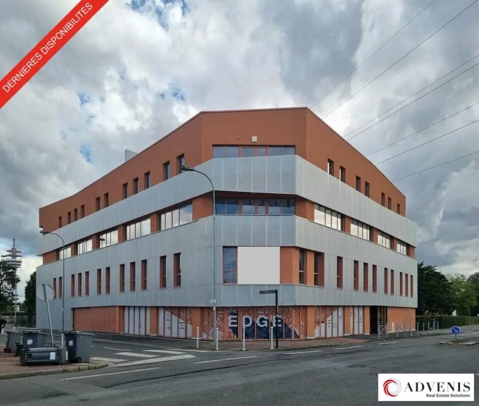 Office in Villeneuve-d'Ascq for lease Building Photo- Image 1 of 10