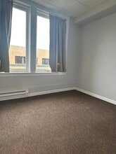 302 E Howard St, Hibbing, MN for lease Interior Photo- Image 2 of 4