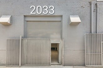 2023-2043 S Santa Fe Ave, Los Angeles, CA for lease Interior Photo- Image 1 of 8