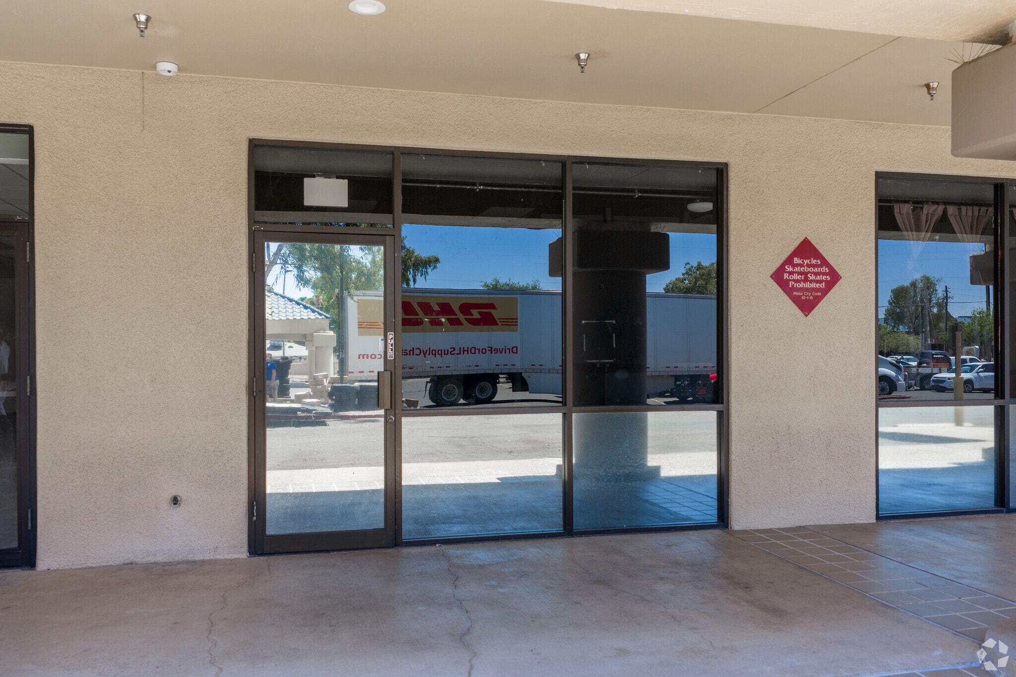 2650-2702 E University Dr, Mesa, AZ for lease Building Photo- Image 1 of 6