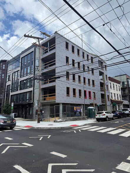 501 Madison St, Hoboken, NJ à vendre - Photo du bâtiment - Image 1 de 6