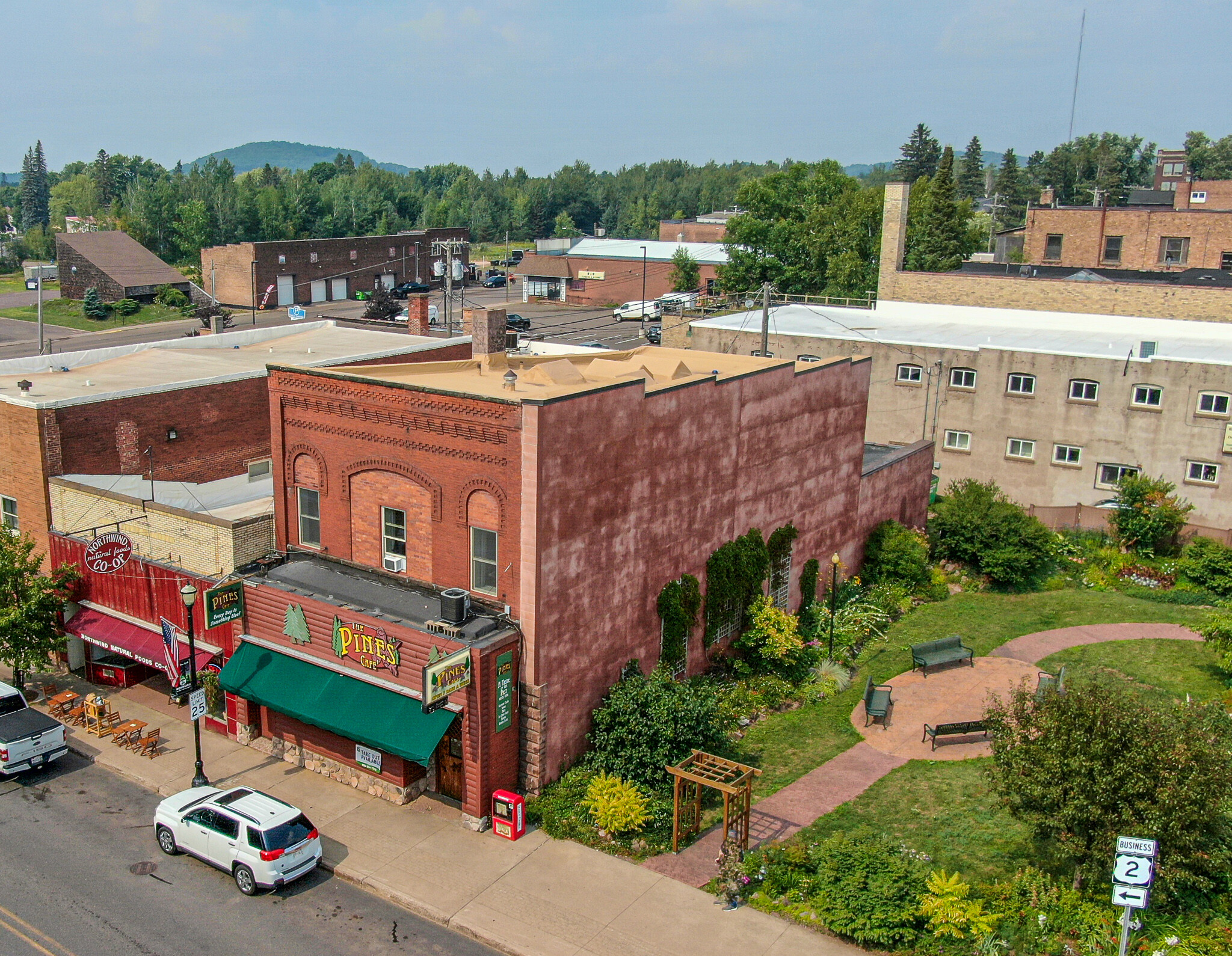 120 S Suffolk St, Ironwood, MI for sale Primary Photo- Image 1 of 1