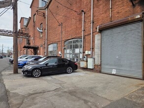 90 Dayton Ave, Passaic, NJ à louer Photo du bâtiment- Image 1 de 4