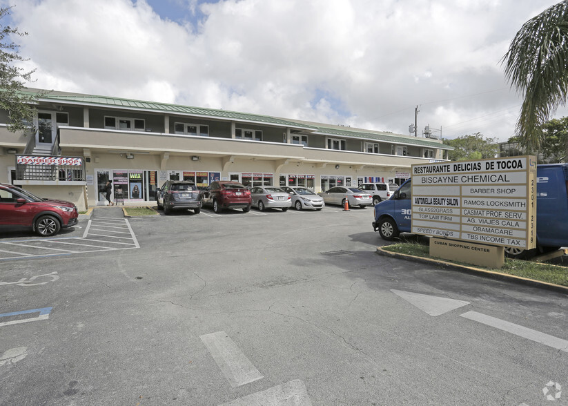 2301-2319 NW 7th St, Miami, FL for lease - Building Photo - Image 2 of 5
