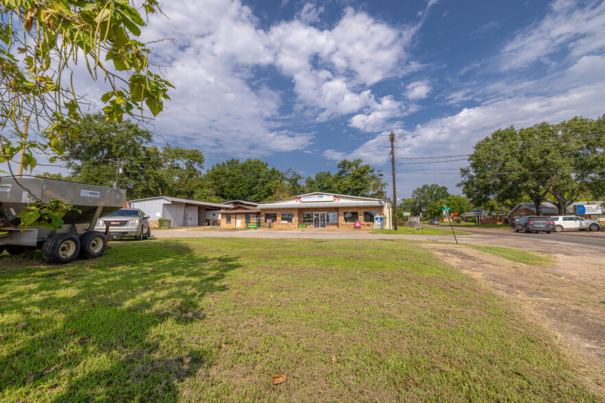 121 B ave, Garrison, TX for sale - Building Photo - Image 3 of 15