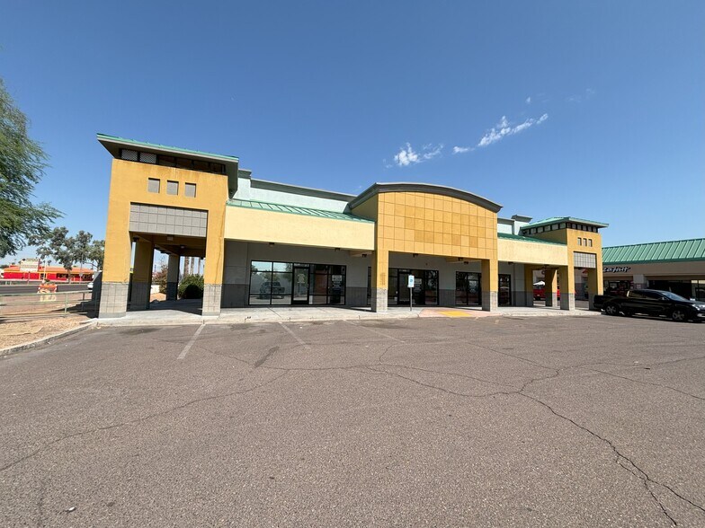 3925 N 67th Ave, Phoenix, AZ for lease - Building Photo - Image 3 of 13