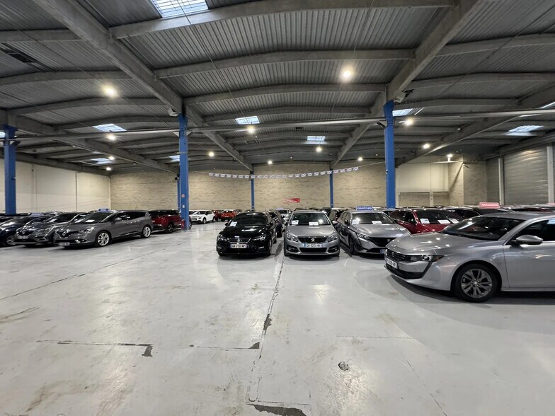 Flex dans Taverny à louer - Photo du bâtiment - Image 3 de 10