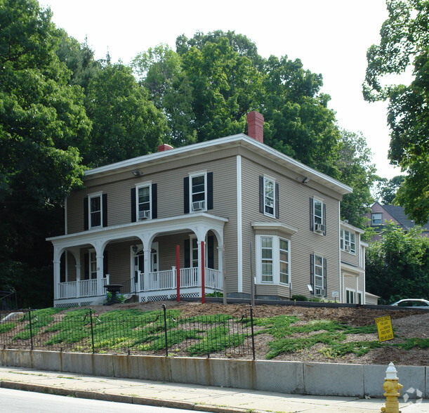 131 Lincoln St, Worcester, MA for sale - Primary Photo - Image 1 of 1