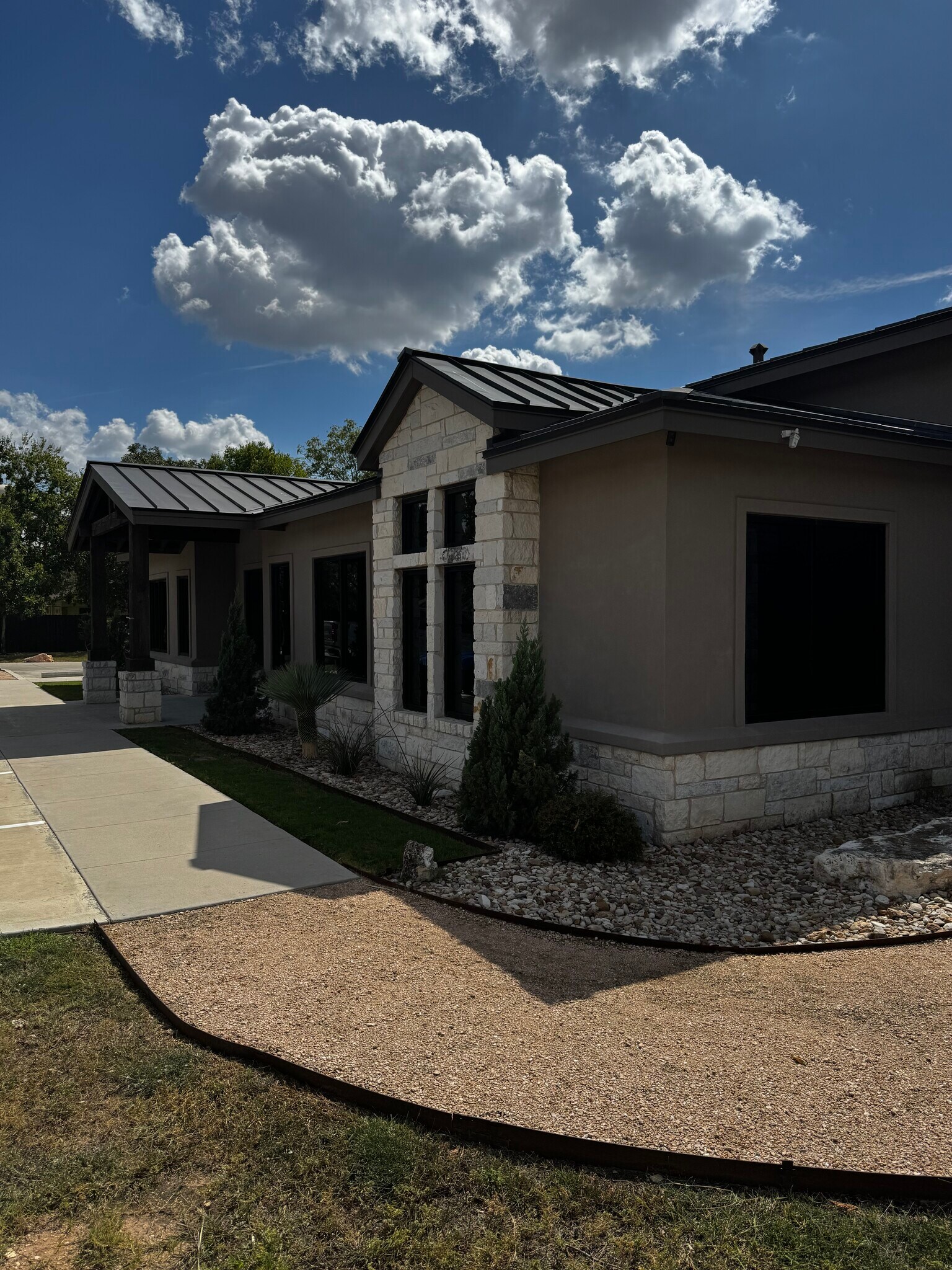 1625 Williams Dr, Georgetown, TX for lease Building Photo- Image 1 of 5