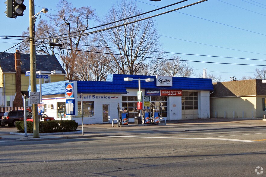 295 Hillside Ave, Williston Park, NY à vendre - Photo du bâtiment - Image 3 de 3
