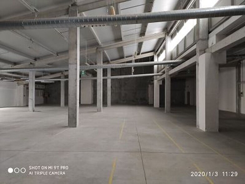 Industrial in Vigo for lease - Interior Photo - Image 3 of 13