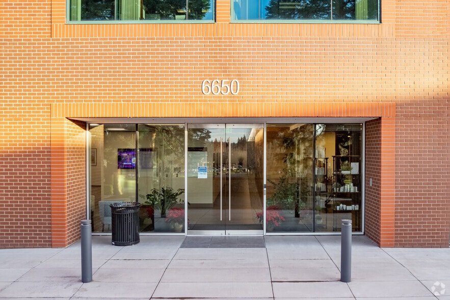 6650 SW Redwood Ln, Portland, OR for lease - Primary Photo - Image 2 of 5