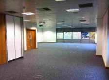 Parkway, Fareham for lease - Interior Photo - Image 3 of 3