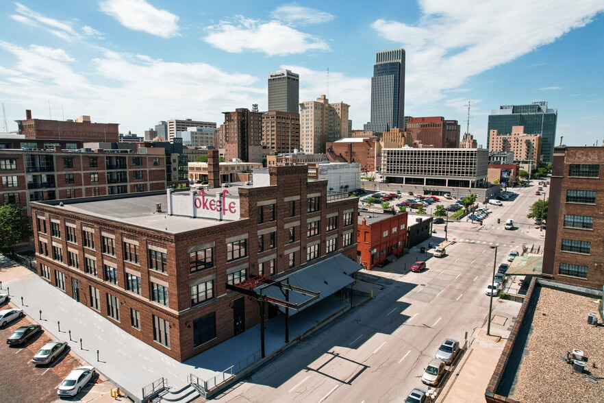 1402 Jones St, Omaha, NE for lease - Primary Photo - Image 1 of 30