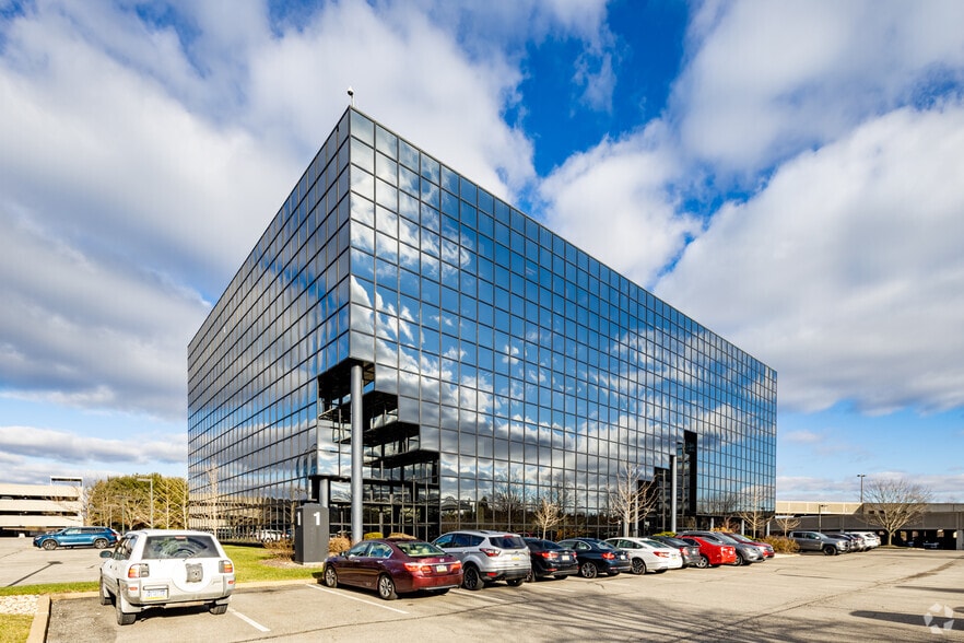 1000 Commerce Dr, Pittsburgh, PA à louer - Photo du bâtiment - Image 1 de 23