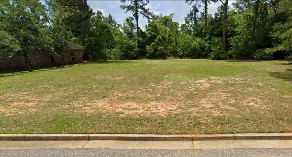 5901 Grelot Rd, Mobile, AL for sale - Building Photo - Image 2 of 4