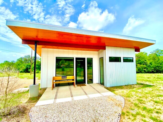 Plus de détails pour 405 Martin rd, Dripping Springs, TX - Spécialité à vendre