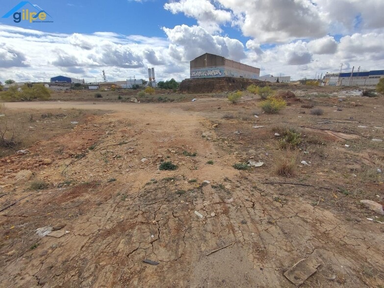 Land in Alcalá de Guadaíra, Sevilla for lease - Primary Photo - Image 1 of 5