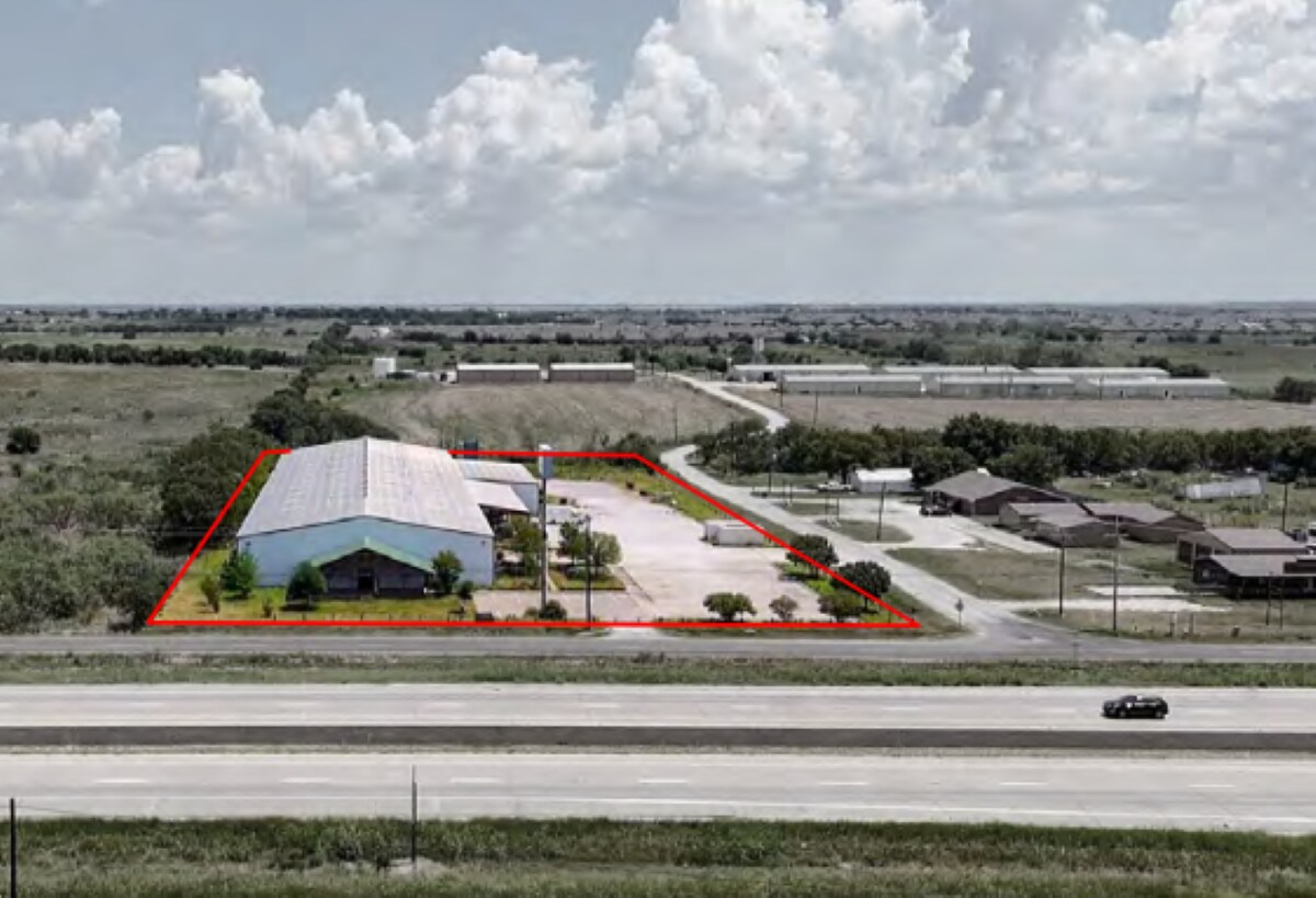 1850 N Stemmons St, Sanger, TX à vendre Photo principale- Image 1 de 18