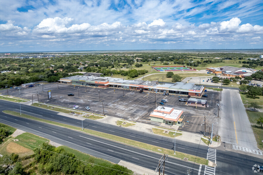 9800 Leopard St, Corpus Christi, TX for lease - Aerial - Image 3 of 11