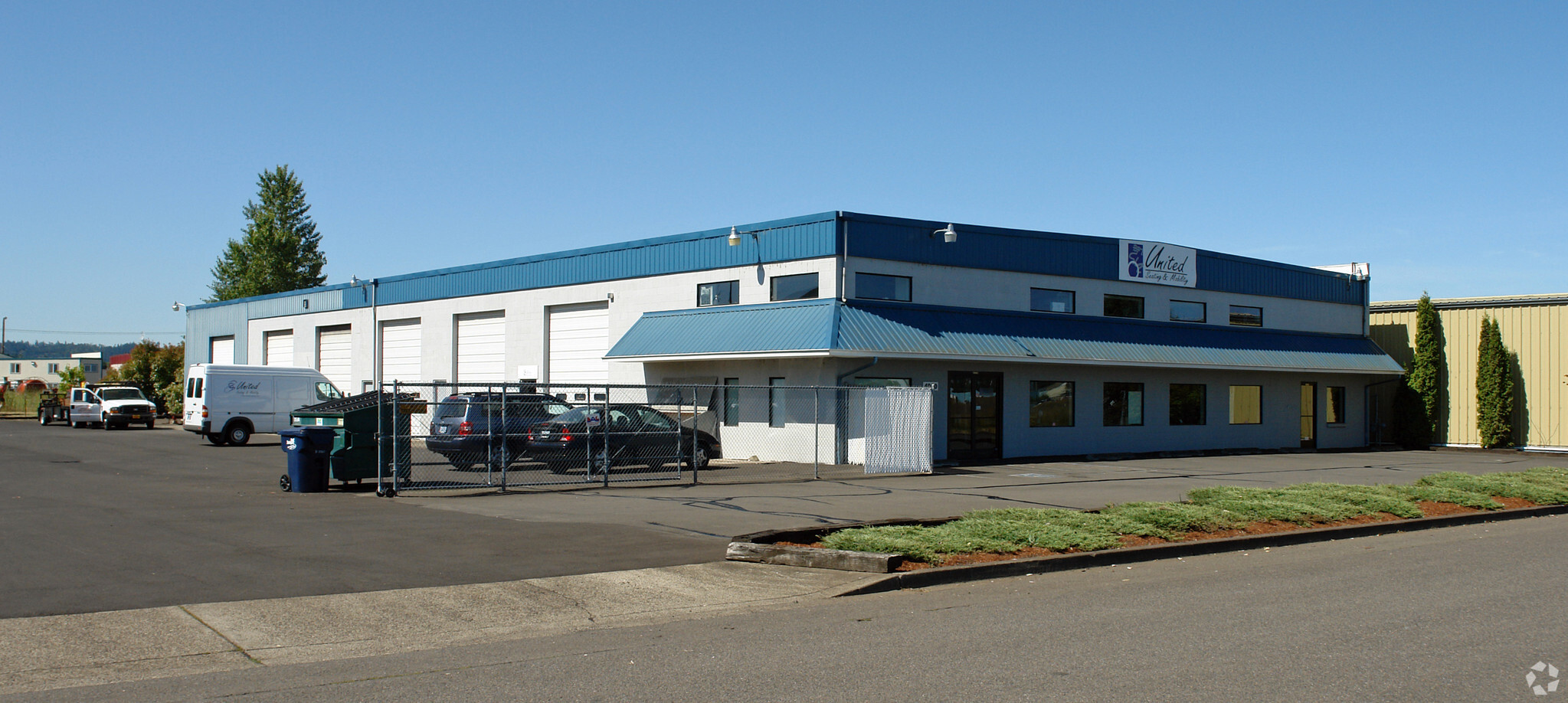 4060 Stewart Rd, Eugene, OR for lease Primary Photo- Image 1 of 3