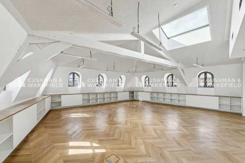 112-114 Boulevard Haussmann, Paris for lease - Interior Photo - Image 3 of 16