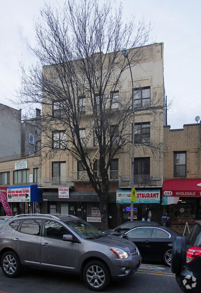 689 E 187th St, Bronx, NY for sale - Primary Photo - Image 1 of 1