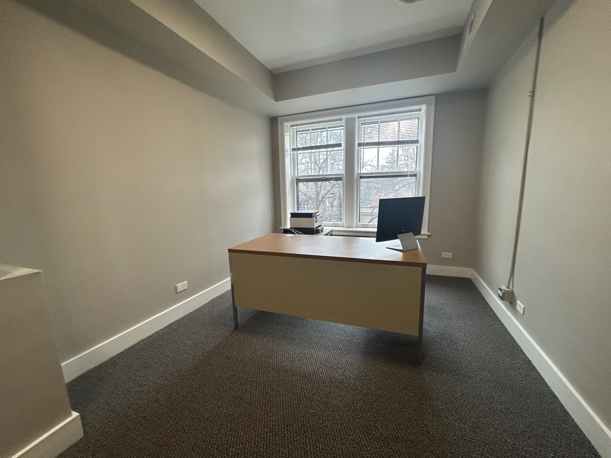 715-725 Elm St, Winnetka, IL for lease Interior Photo- Image 1 of 3