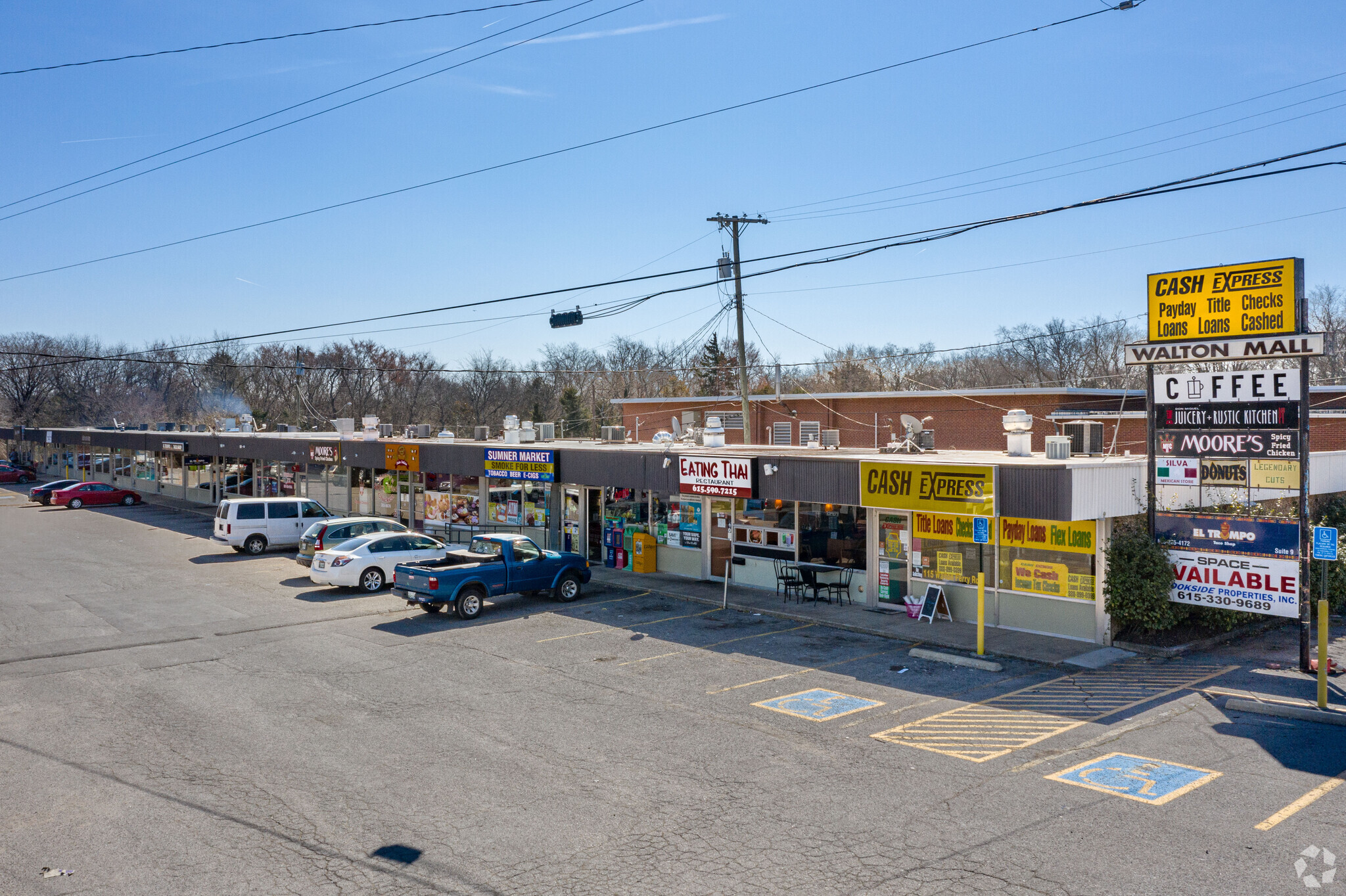 114 Walton Ferry Rd, Hendersonville, TN for lease Primary Photo- Image 1 of 2