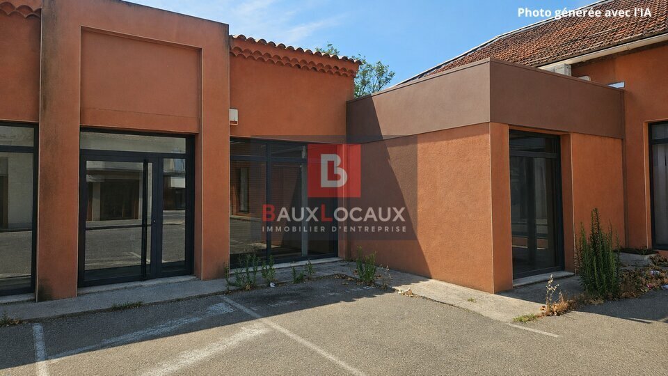 Commerce de détail dans Carpentras à louer - Photo du bâtiment - Image 2 de 3