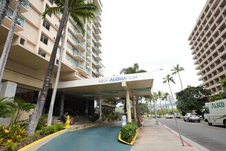 444 Kanekapolei St, Honolulu, HI for lease Building Photo- Image 1 of 58