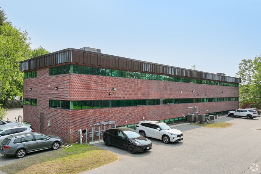 166 Plaistow Rd, Plaistow, NH for sale - Building Photo - Image 3 of 3