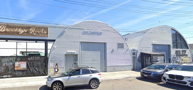Plus de détails pour 94 Scott Ave, Brooklyn, NY - Industriel à louer