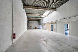 Plus de détails pour Bureau, Local d'activités à louer