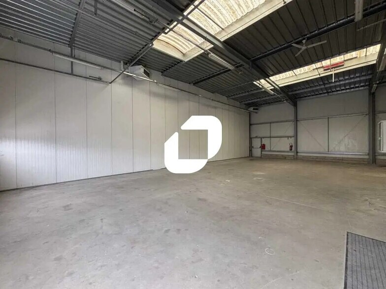 Local d'activités dans Guibeville à vendre - Photo intérieure - Image 3 de 13