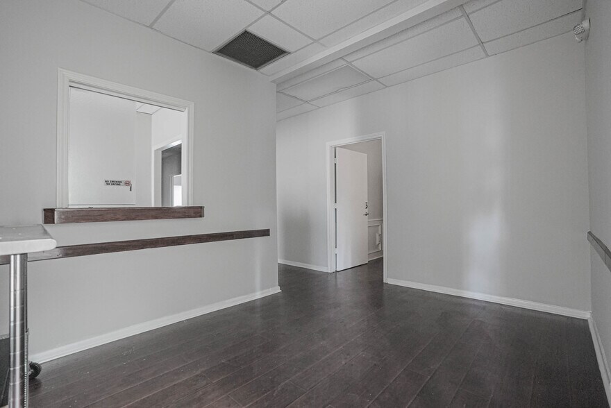 14721 Pebble Bend Dr, Houston, TX à louer - Photo intérieure - Image 3 de 45