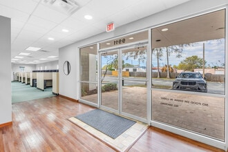 9911 Seminole Blvd, Seminole, FL for lease Building Photo- Image 2 of 21