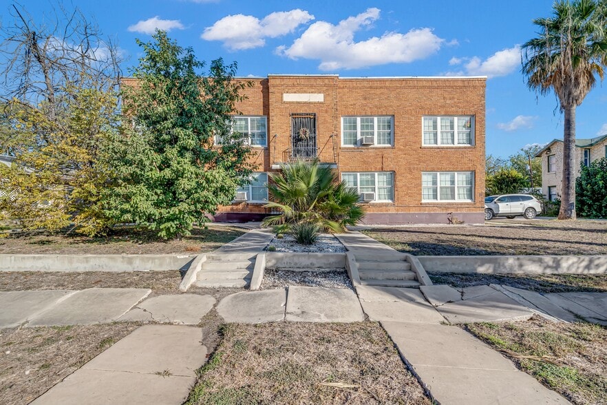 1409 W Woodlawn Ave, San Antonio, TX à vendre - Photo du bâtiment - Image 3 de 21