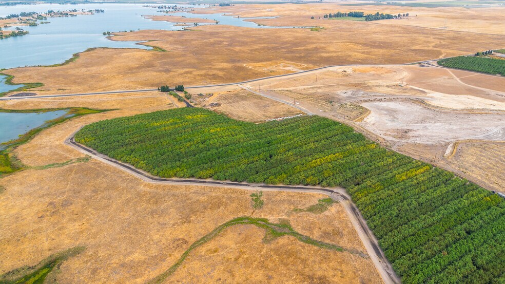 28 Mile rd, Valley Home, CA à vendre - Photo du bâtiment - Image 2 de 8
